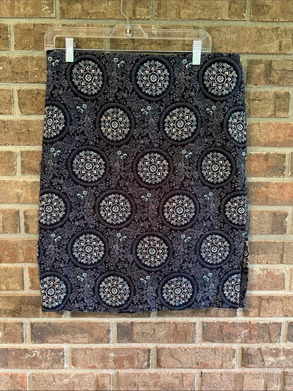 Loft Black,Grey and Blue Medallion Print Pencil Skirt Size 14